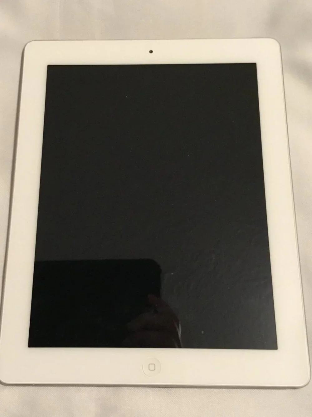 Apple iPad 2nd Gen 32GB Wi-Fi, 9.7in Black /Silver A1395 MINT SCREEN